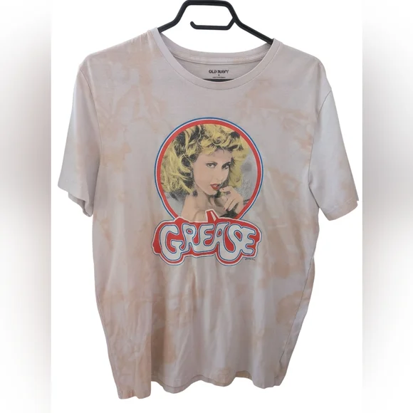 Old Navy Women's Graphic Tee 2/22 $ on selected item - Picture 1 of 6